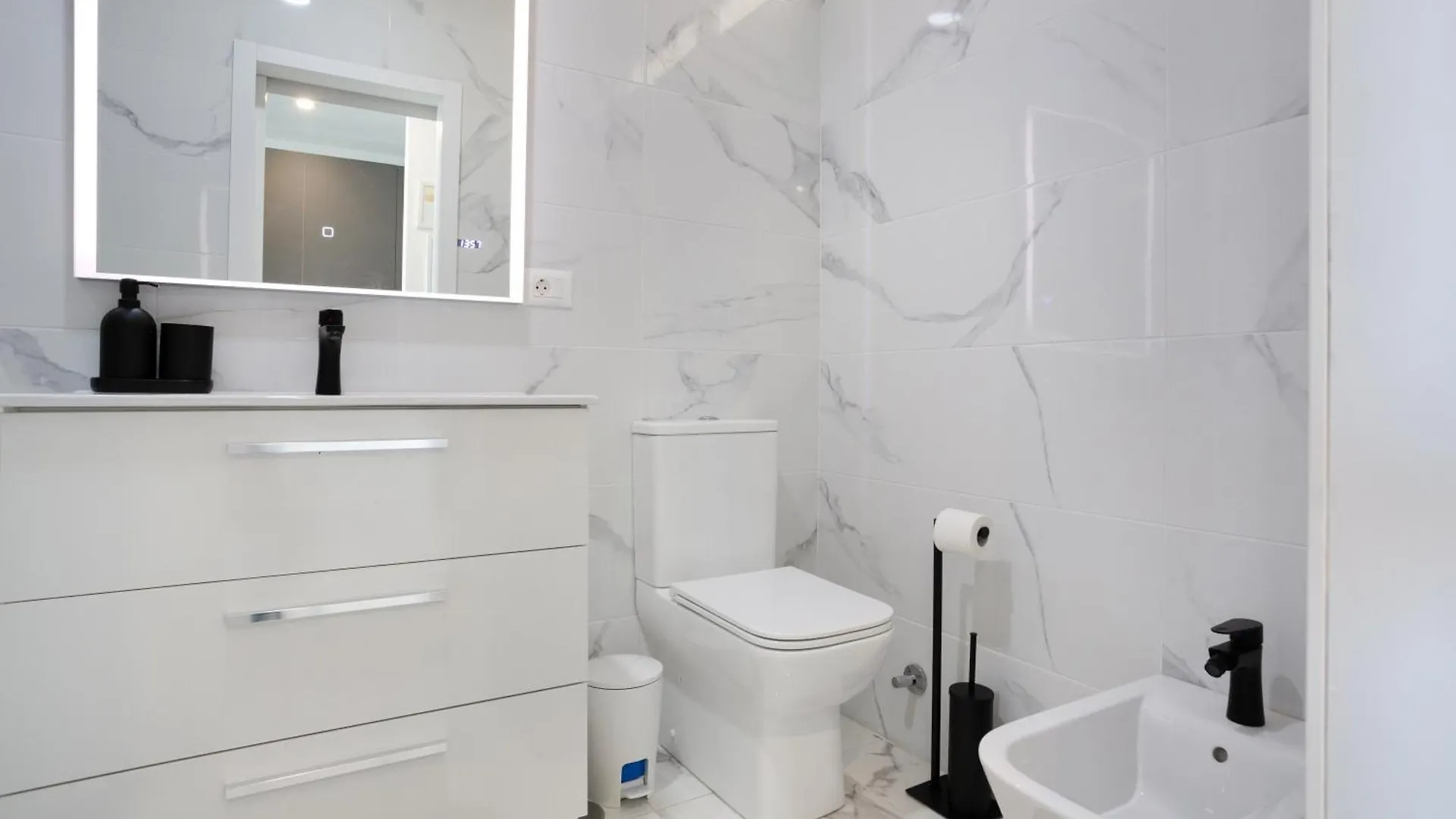 Apartamento Frente Oceano Puerto de la Cruz  İspanya